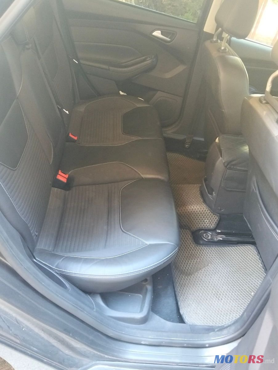 2015' Ford Focus photo #6