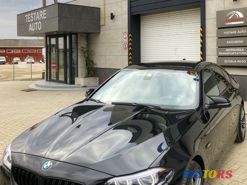 2015' BMW 5 Series photo #2