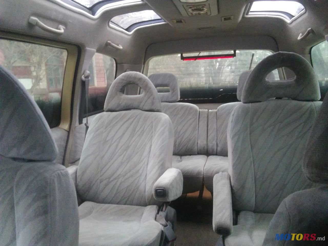 1995' Mitsubishi Space Gear photo #5