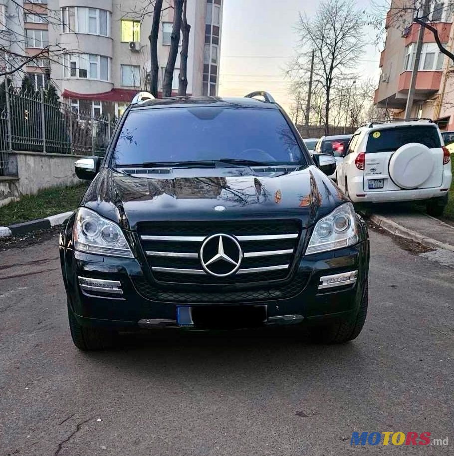 2010' Mercedes-Benz GL-Class photo #3