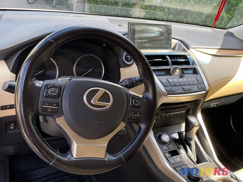 2015' Lexus Nx Series photo #4