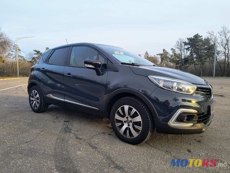 2018' Renault Captur photo #2