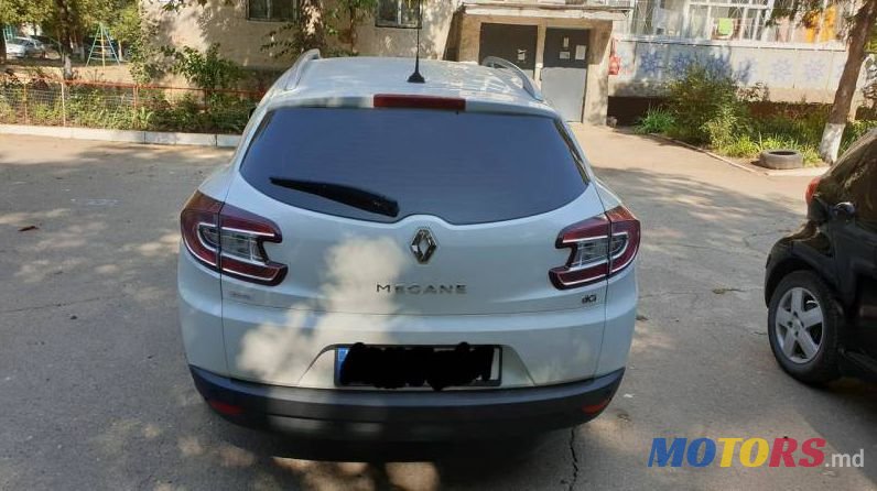 2014' Renault Megane photo #2