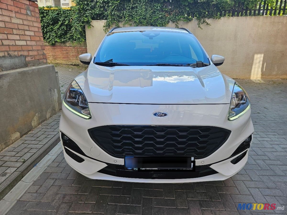 2022' Ford Kuga photo #2