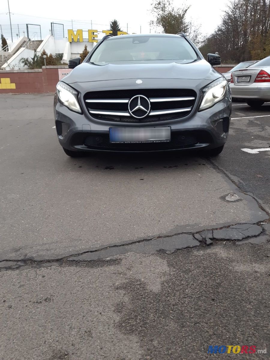2016' Mercedes-Benz GLA photo #4