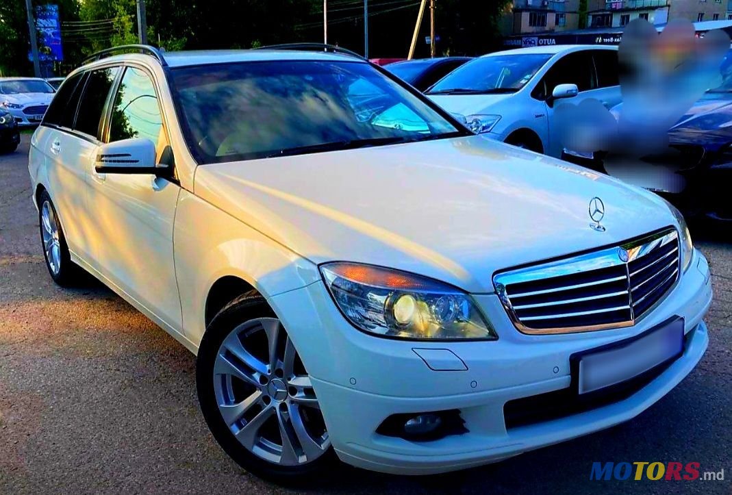 2009' Mercedes-Benz C-Class photo #1