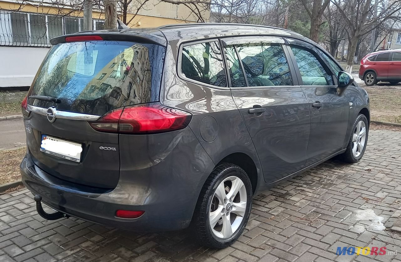 2014' Opel Zafira photo #3