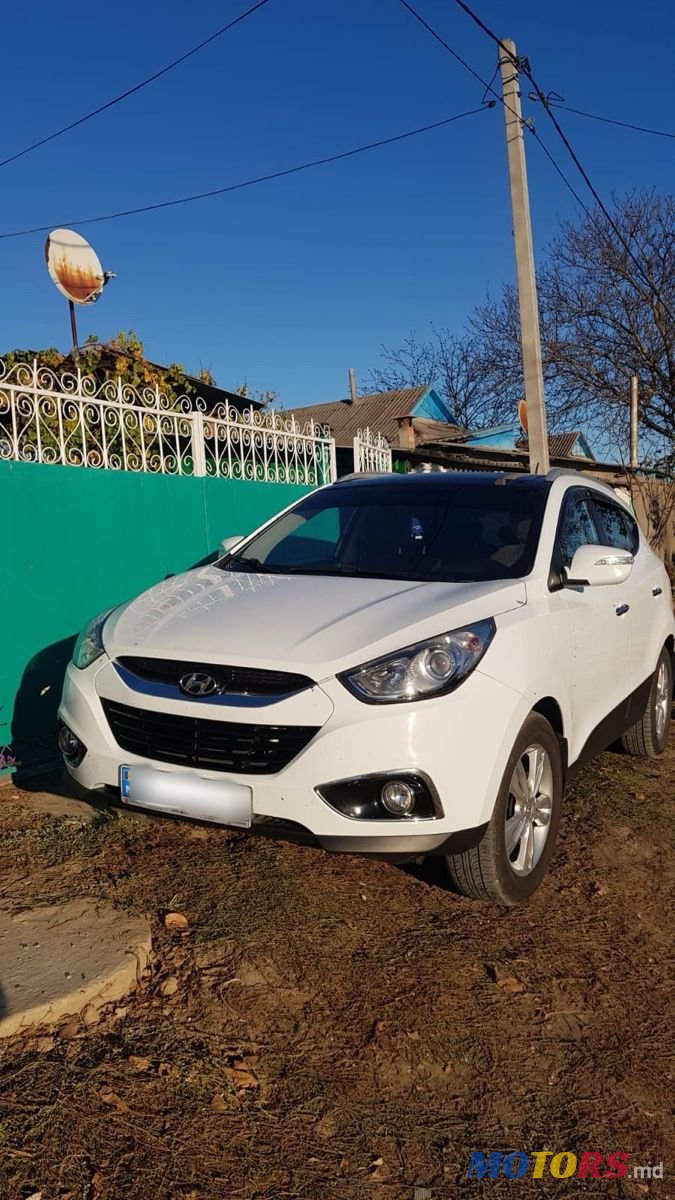 2011' Hyundai ix35 photo #1