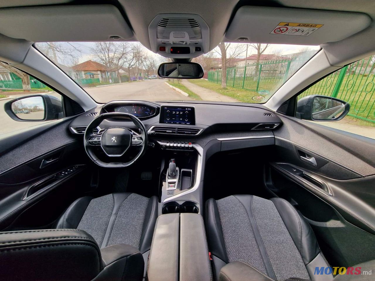 2018' Peugeot 5008 photo #6