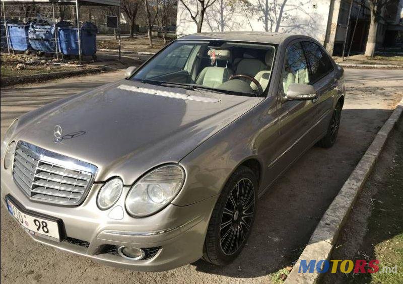 2006' Mercedes-Benz E photo #4
