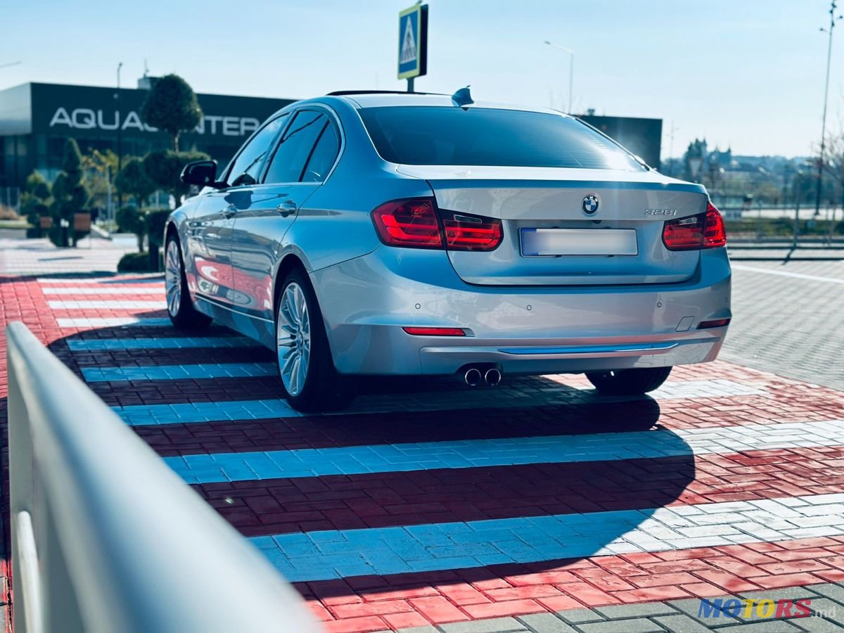 2015' BMW 3 Series photo #6