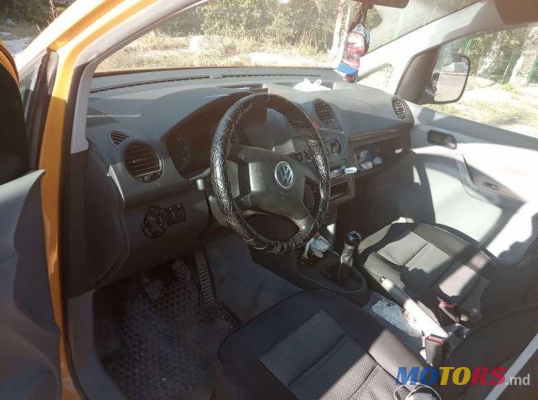 2004' Volkswagen Caddy photo #3