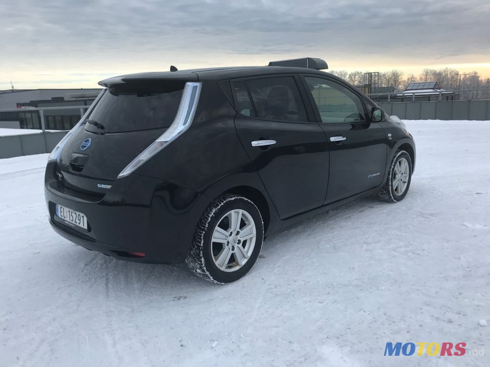 2012' Nissan Leaf photo #5