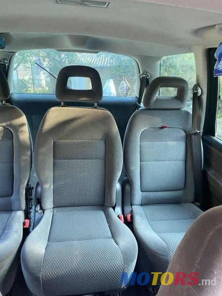 2001' Ford Galaxy photo #2