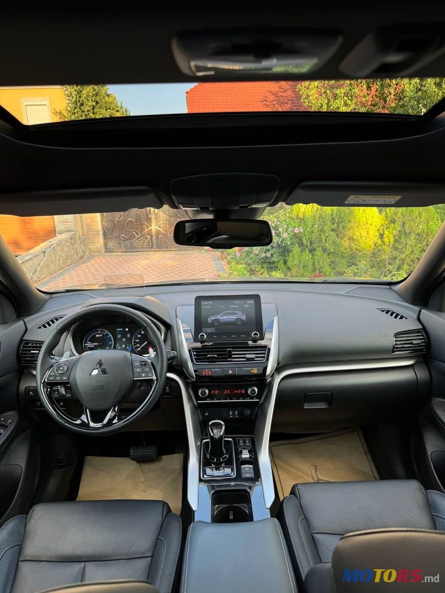 2021' Mitsubishi Eclipse Cross photo #4