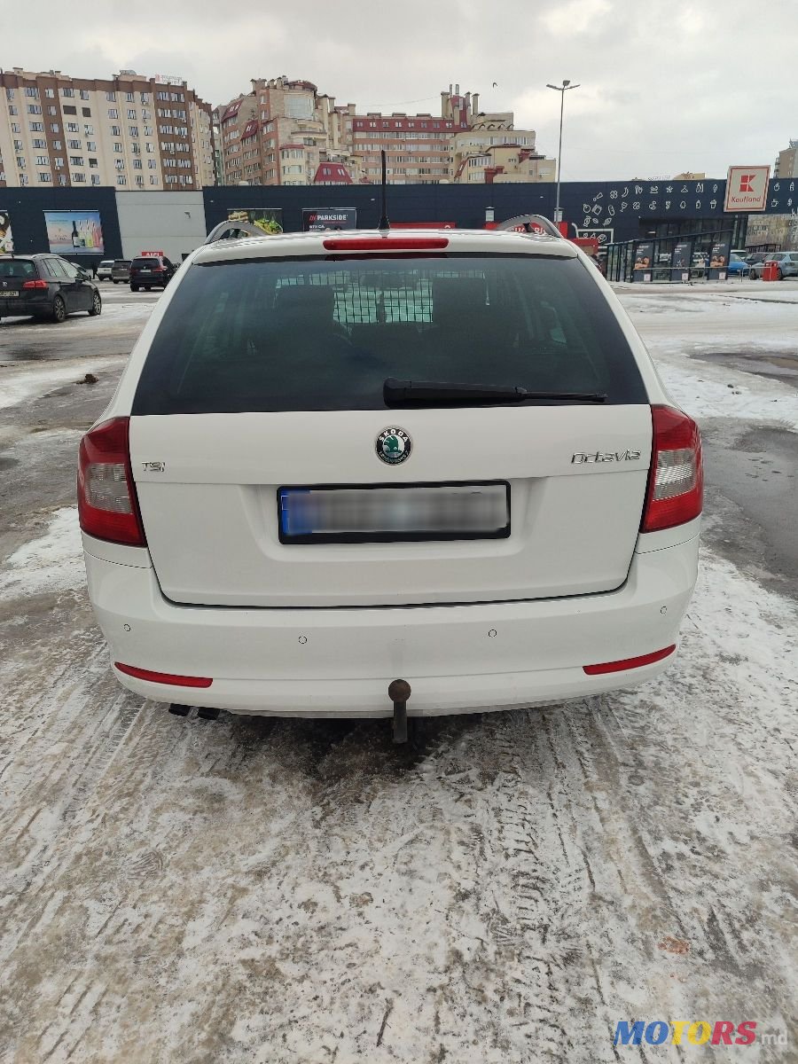 2011' Skoda Octavia photo #3