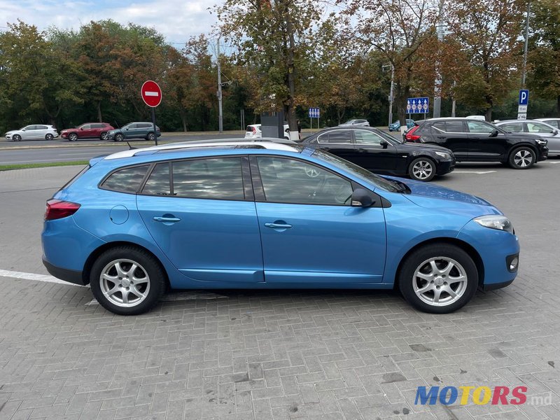 2013' Renault Megane photo #4