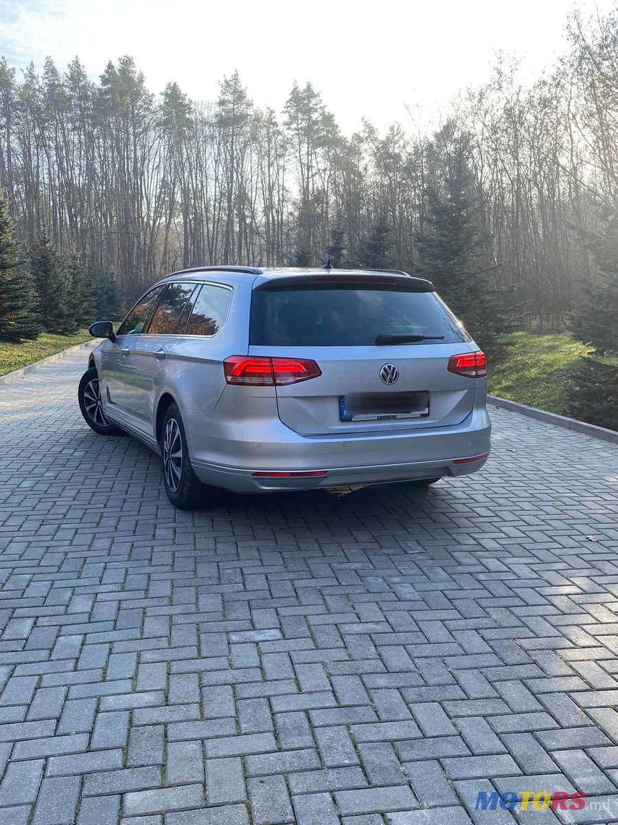 2017' Volkswagen Passat photo #4