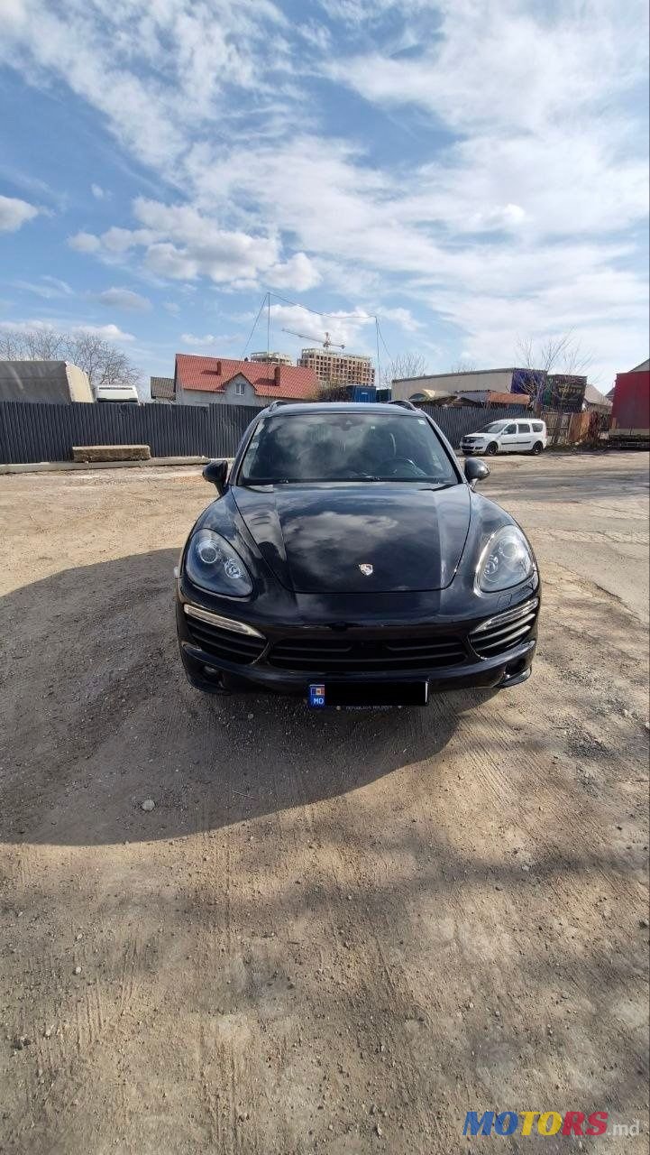 2014' Porsche Cayenne photo #2