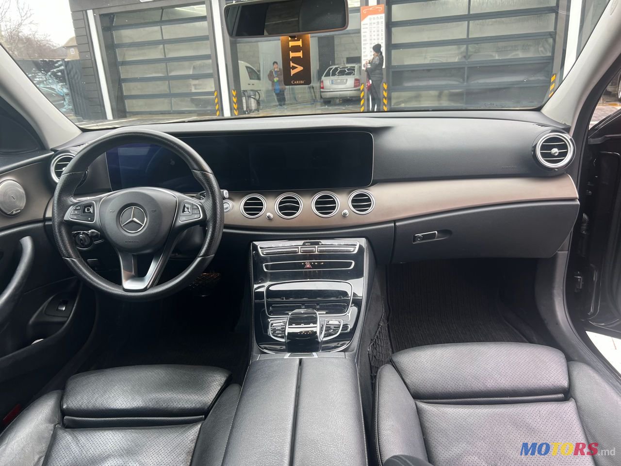 2017' Mercedes-Benz E-Class photo #5