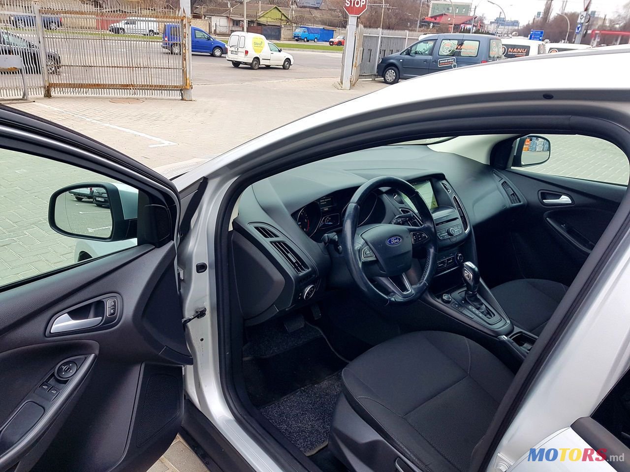 2016' Ford Focus photo #6