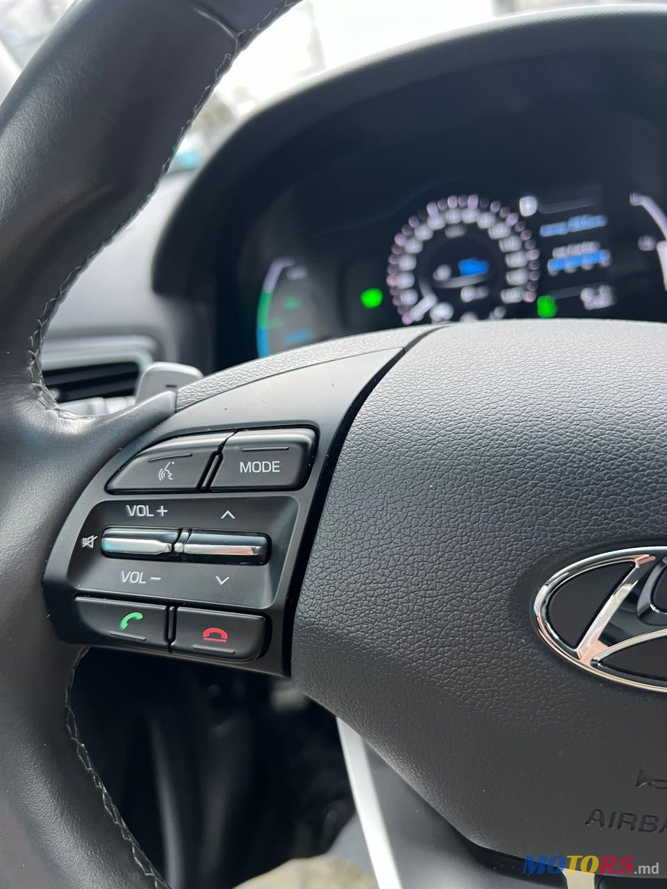 2019' Hyundai Ioniq photo #6