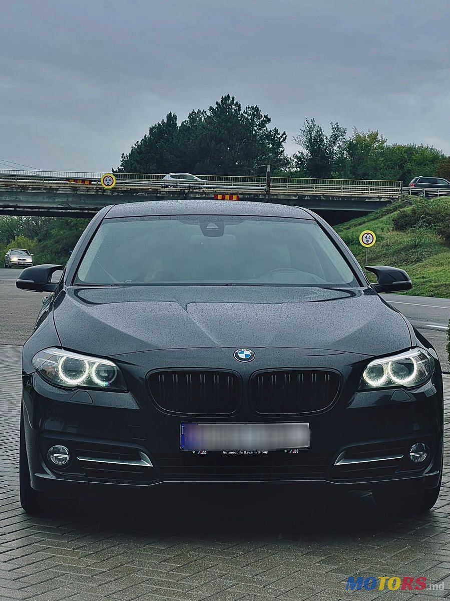 2016' BMW 5 Series photo #1