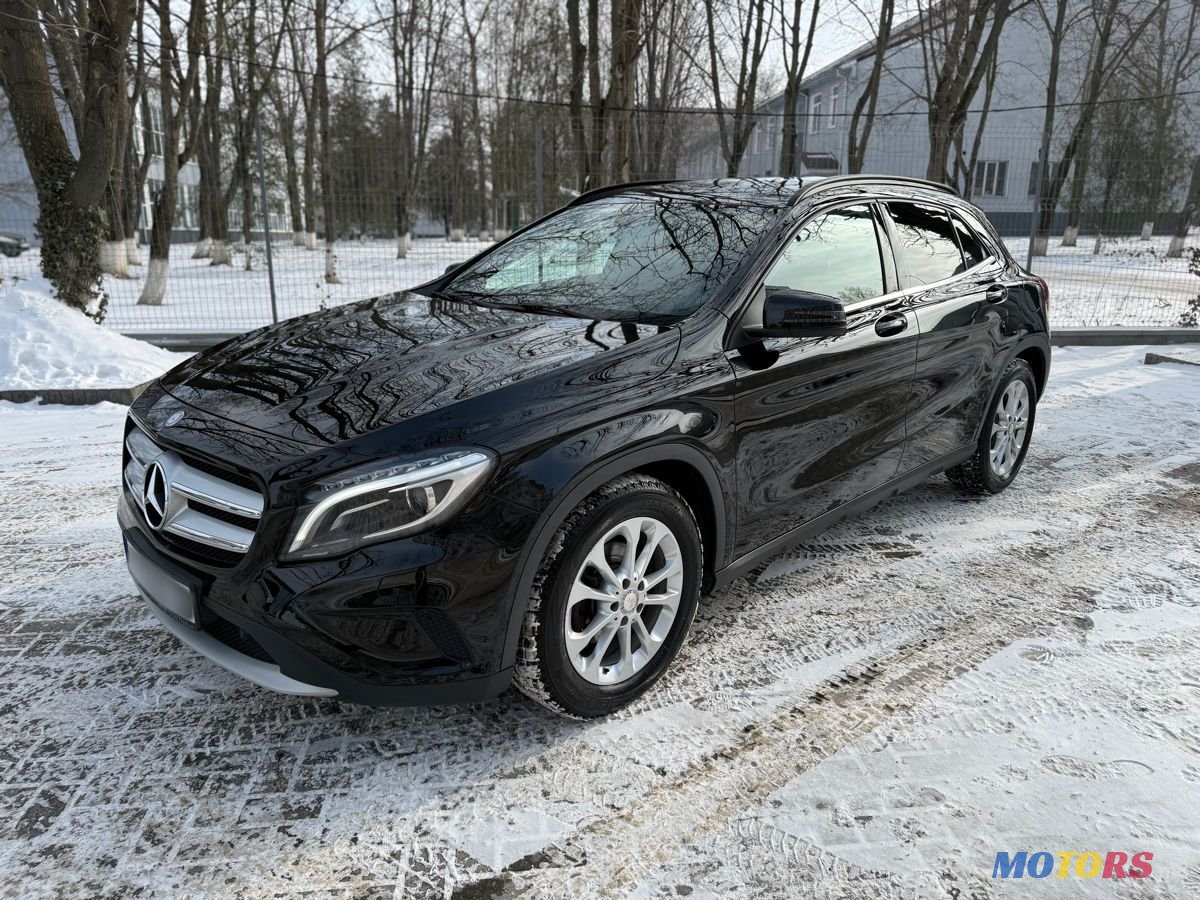 2014' Mercedes-Benz GLA photo #6