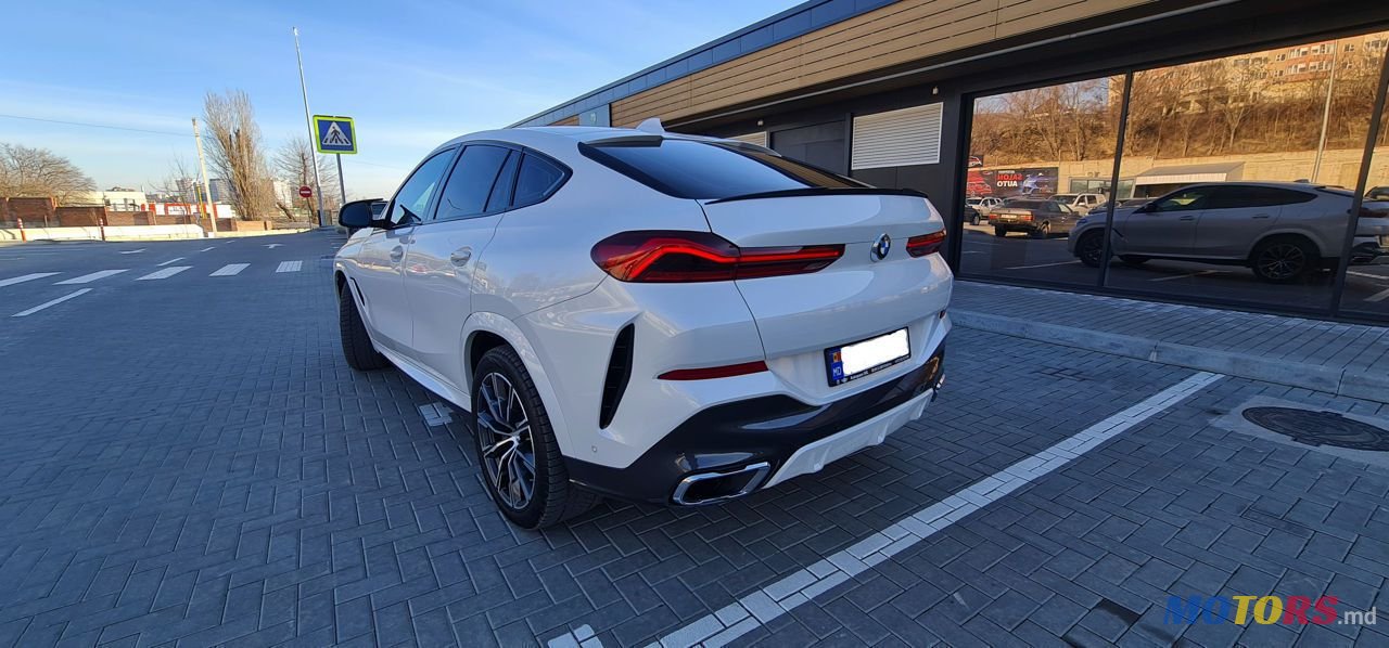 2020' BMW X6 photo #2