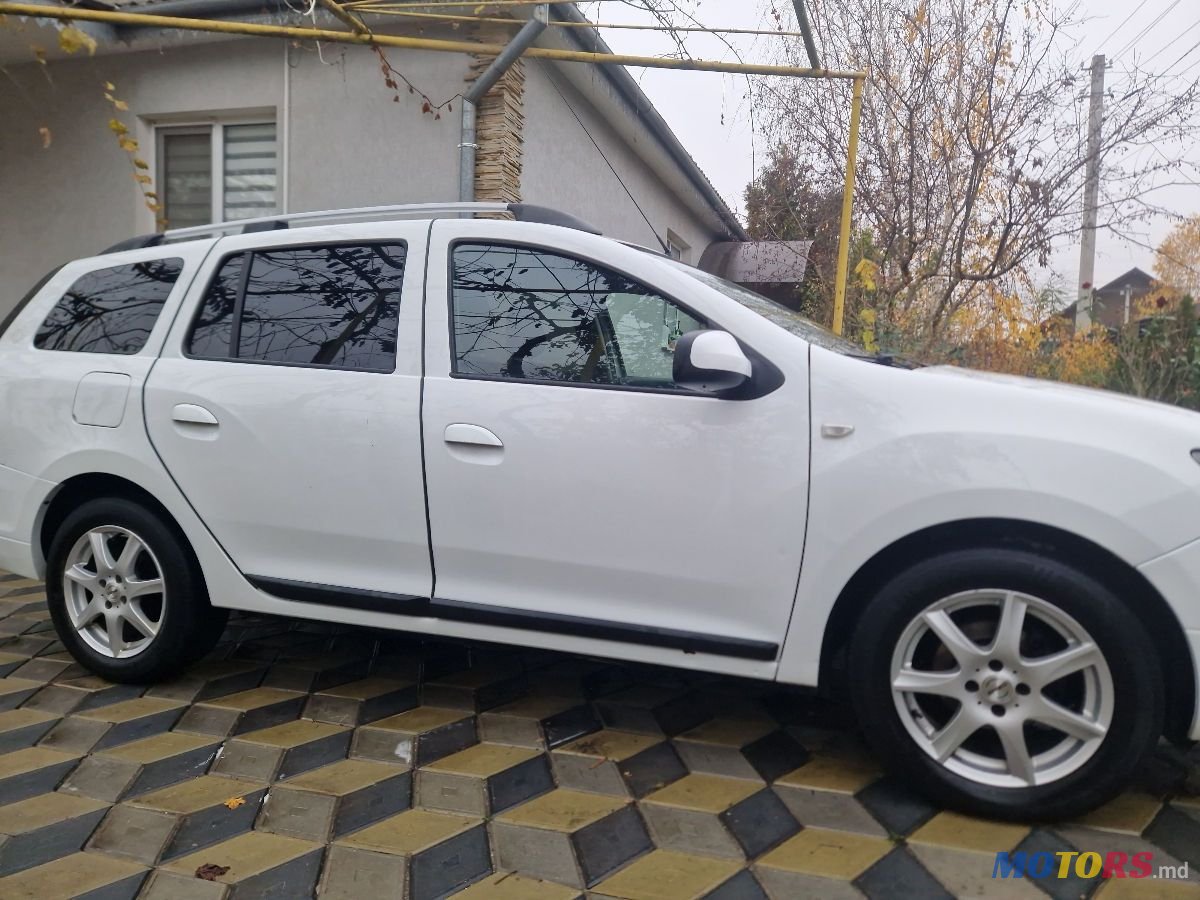2013' Dacia Logan Mcv photo #2