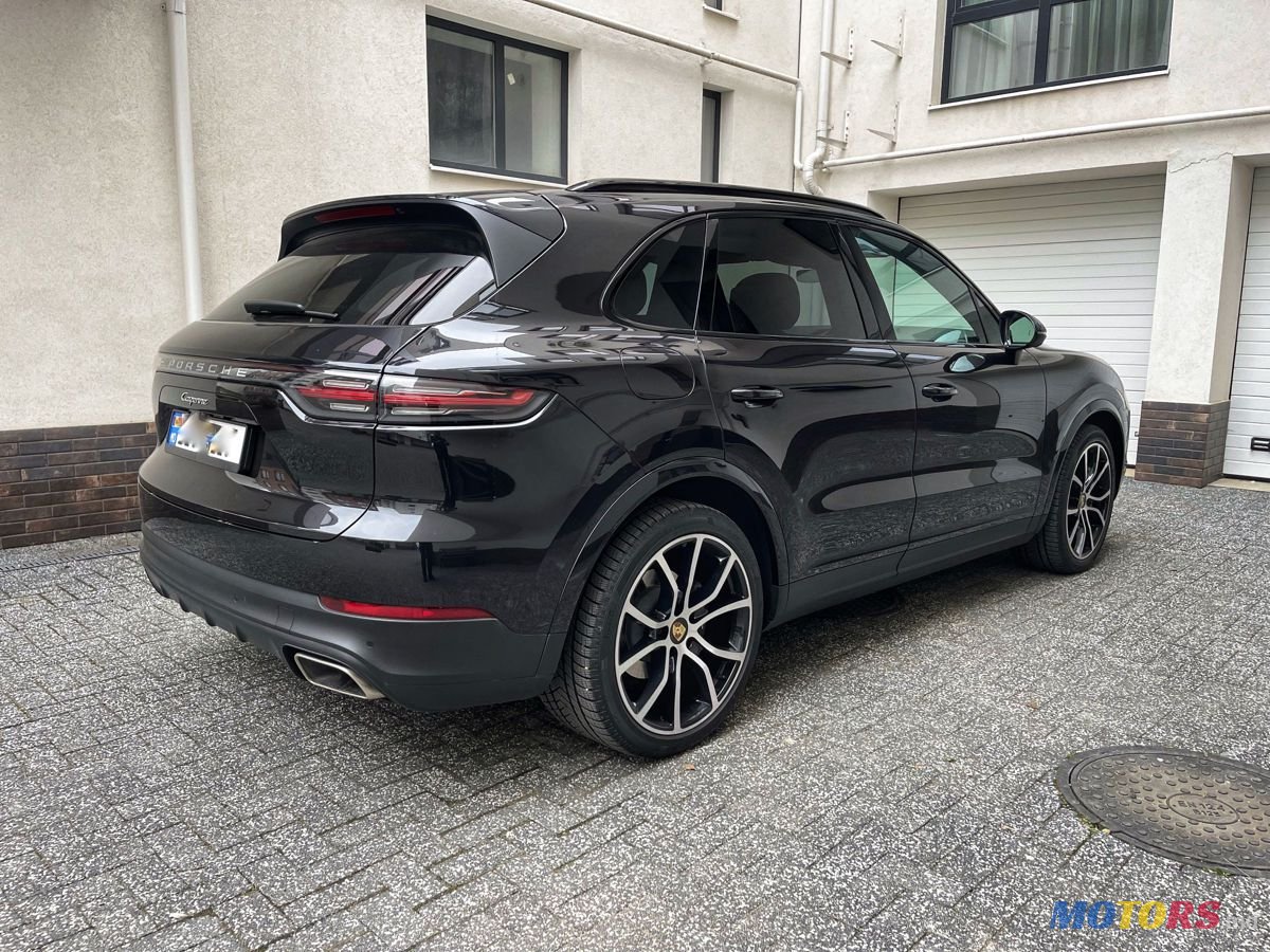 2018' Porsche Cayenne photo #4