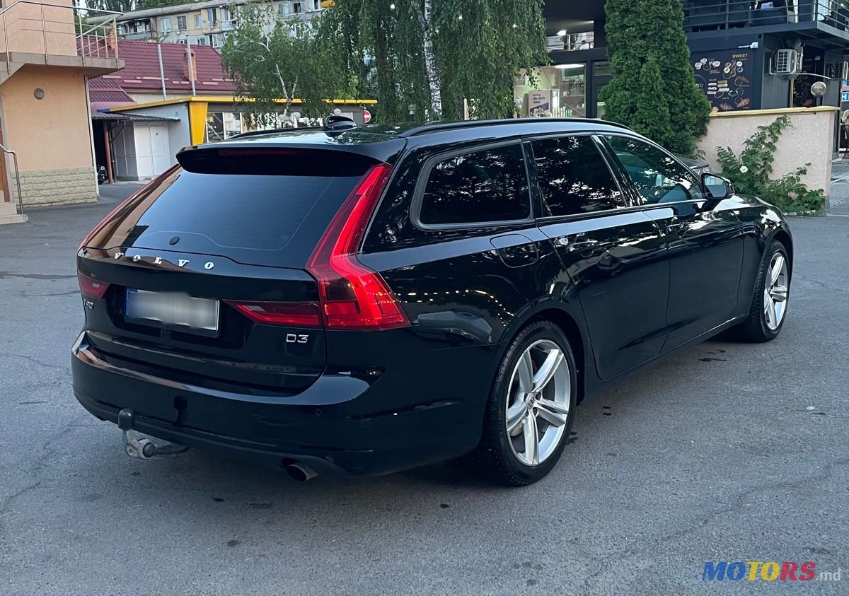 2017' Volvo V90 photo #4