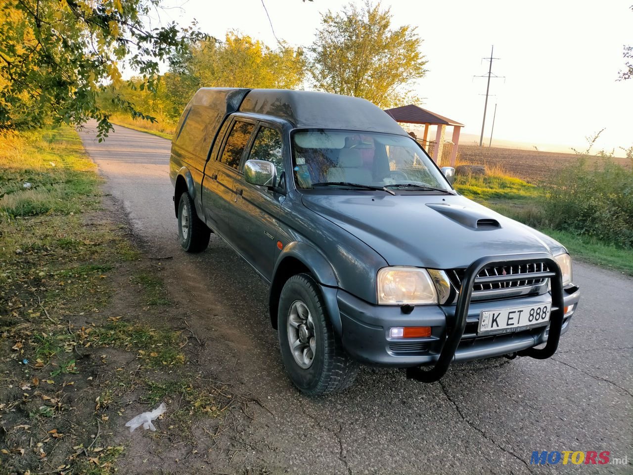 1999' Mitsubishi L Series photo #3