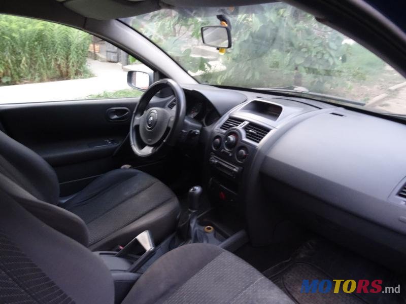 2003' Renault Megane photo #3