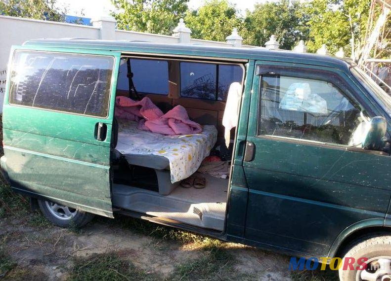 1998' Volkswagen Caravelle photo #1