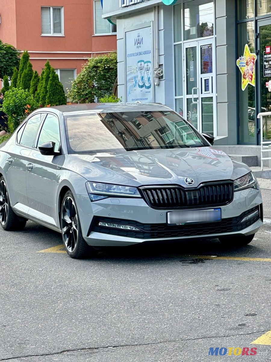 2020' Skoda Superb photo #1