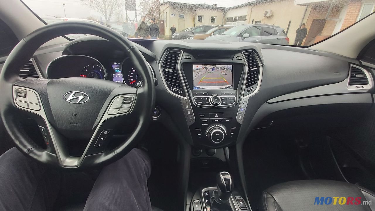 2015' Hyundai Santa Fe photo #6