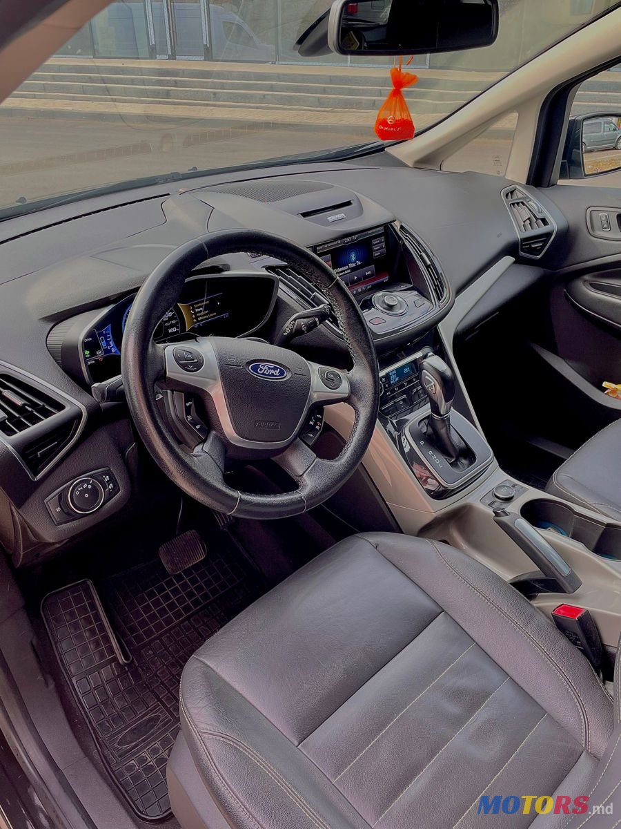2013' Ford C-MAX photo #5