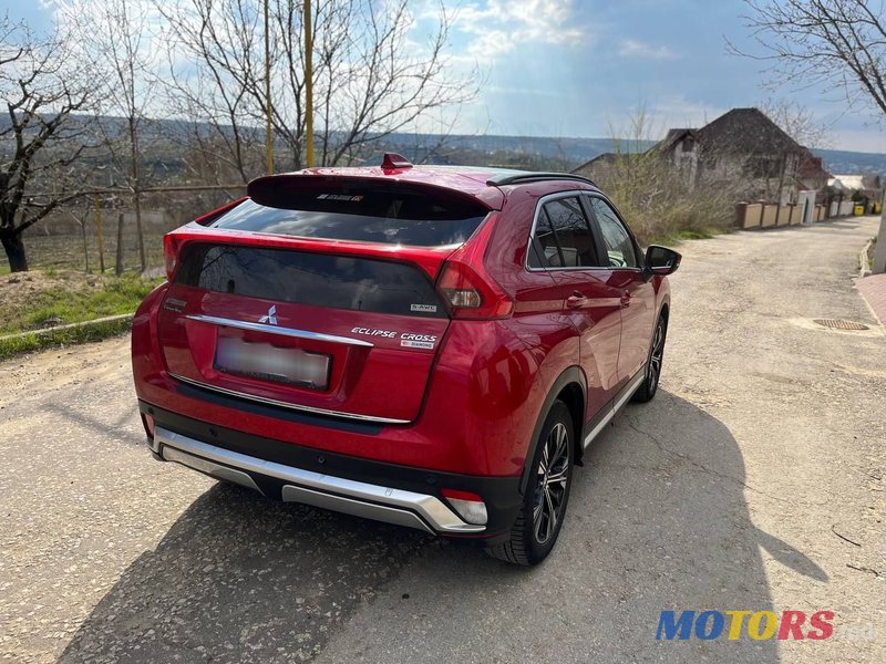 2017' Mitsubishi Eclipse Cross photo #5