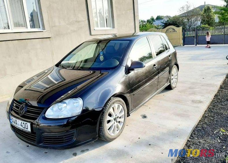 2007' Volkswagen Golf photo #1