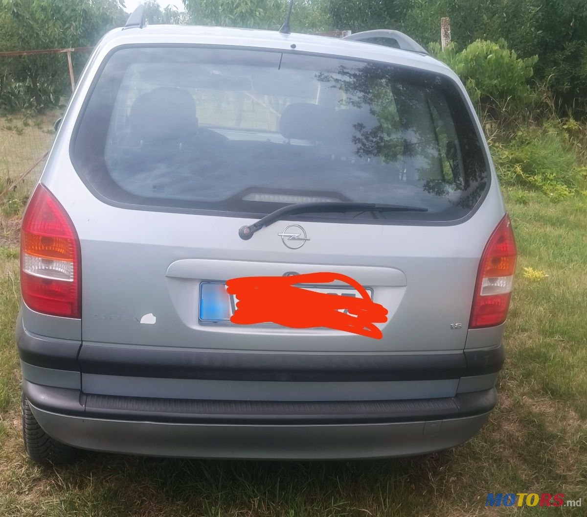 2002' Opel Zafira photo #2