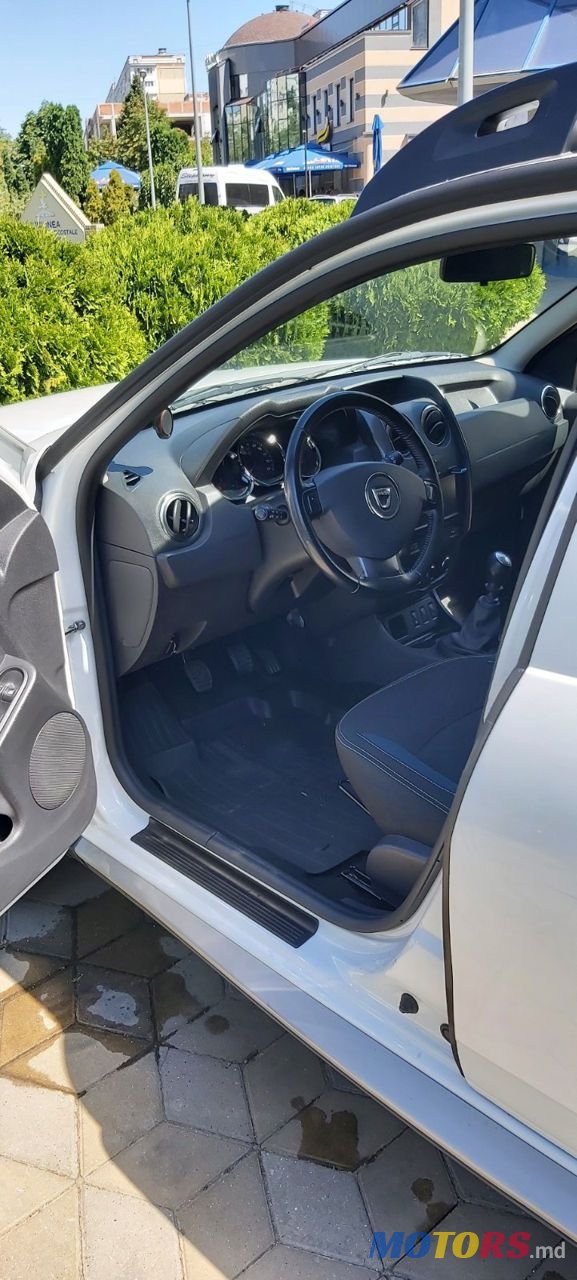 2015' Dacia Duster photo #5