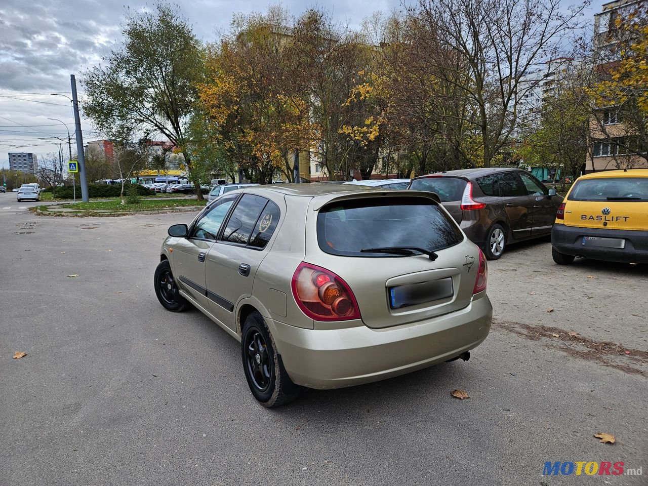 2004' Nissan Almera photo #4
