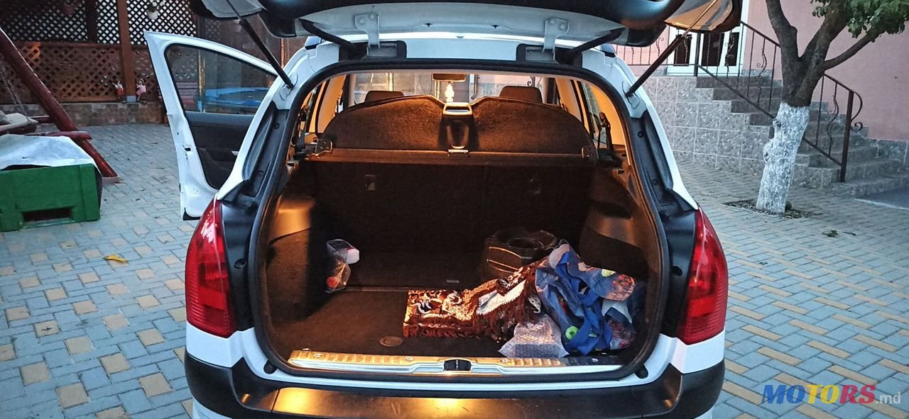 2010' Peugeot 308 photo #4