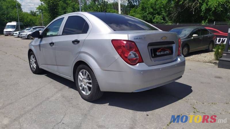 2012' Chevrolet Aveo photo #4