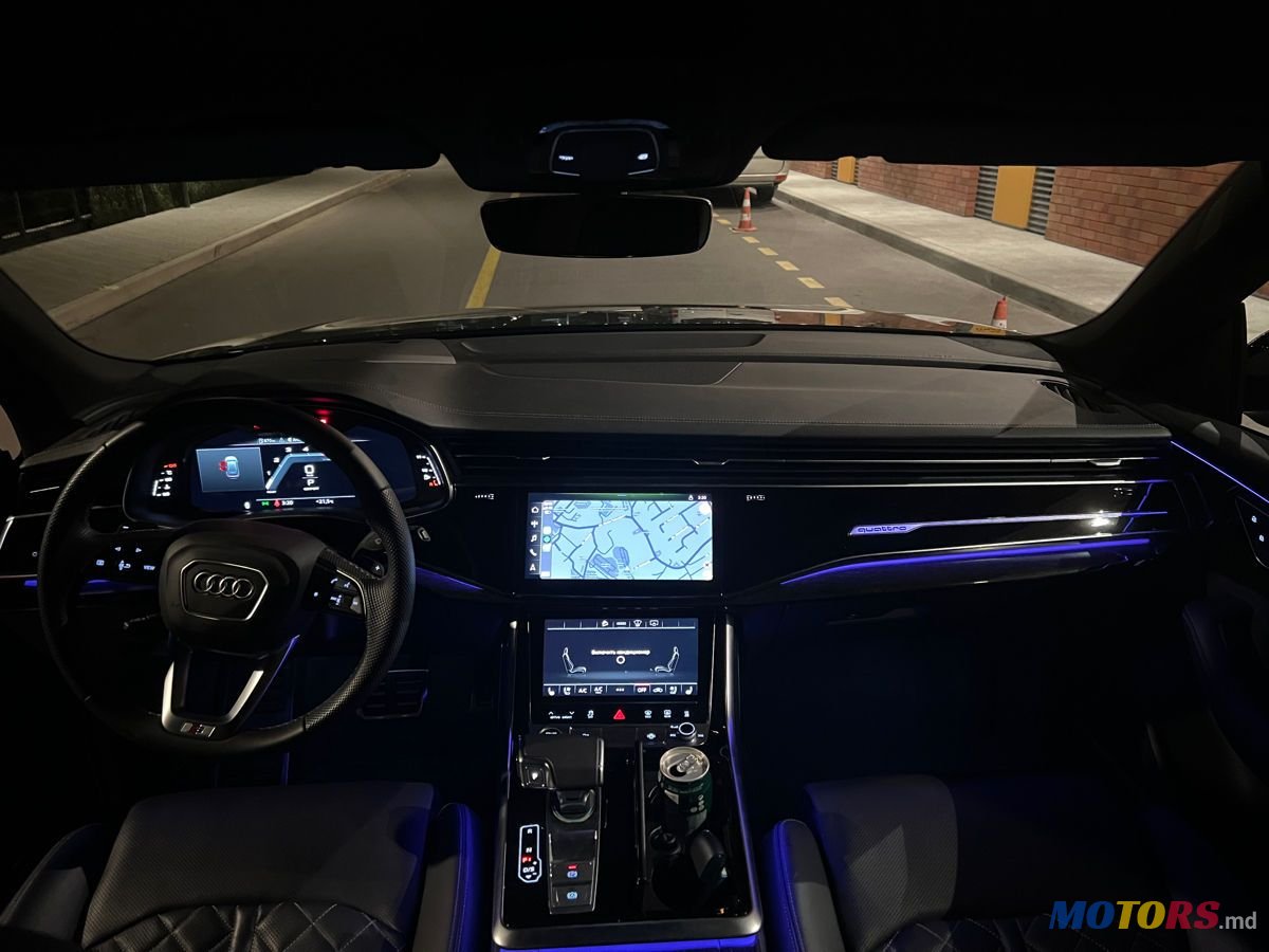 2022' Audi Q8 photo #4