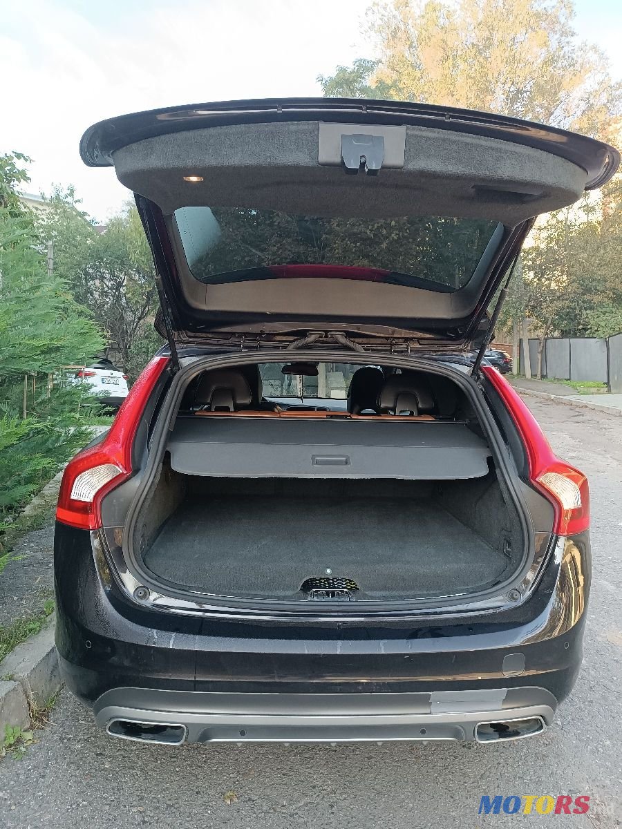 2013' Volvo V60 photo #6