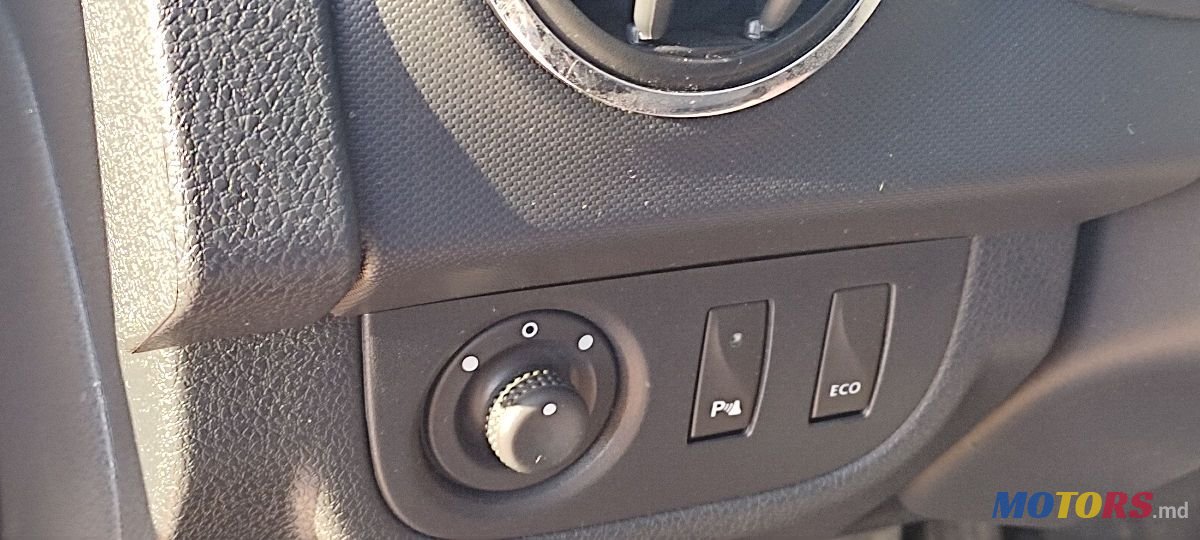 2014' Dacia Logan Mcv photo #5