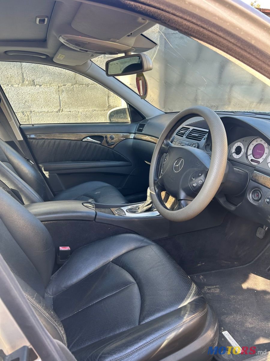 2003' Mercedes-Benz E-Class photo #5