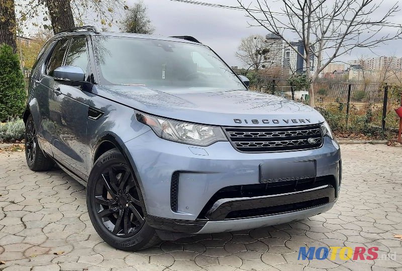 2018' Land Rover Discovery photo #5